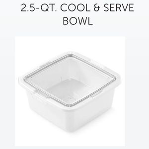 Pampered Chef 2.5 Quart Cool & Serve Bowl